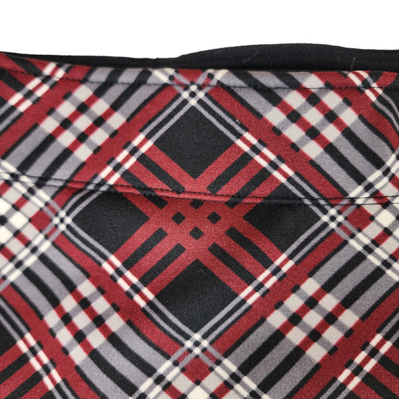 Athleta Red and Black Plaid Mini Skirt - Picture 4 of 8